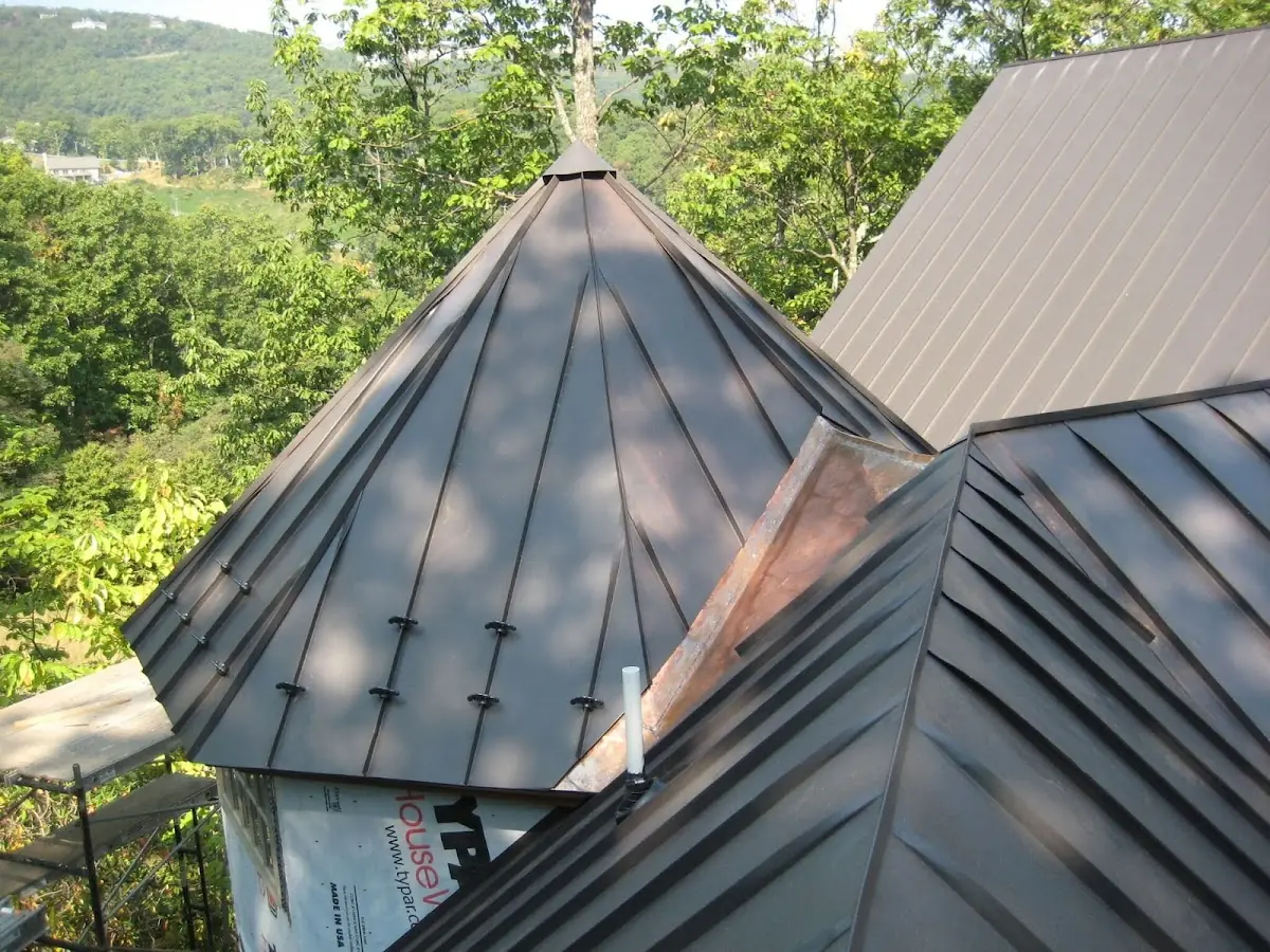 Professional Roof Tarp Installation by Craftsman Roofing in Colmar Manor